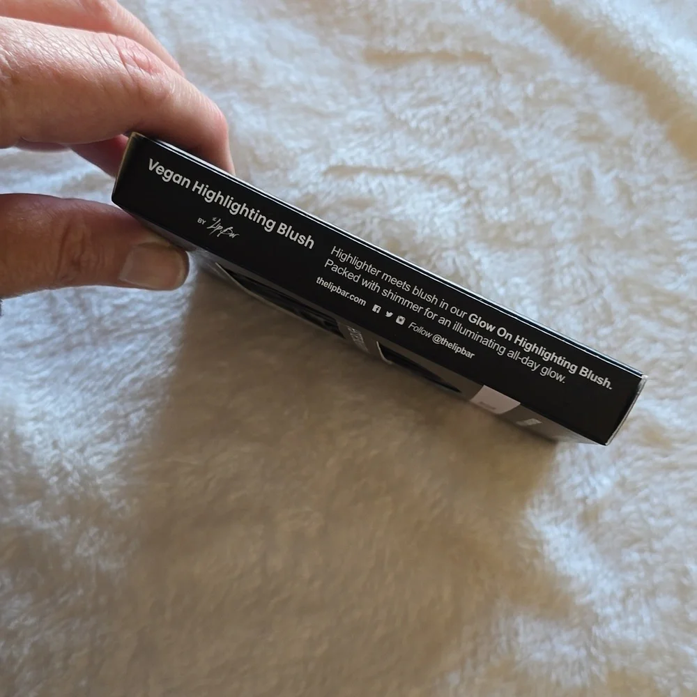 The Lip Bar Glow‎ On Highlighting Blush NWT
